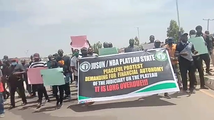 [Happening Now] NBA Jos, JUSUN Hold Protest in Support of the Judiciary Financial Autonomy [Video]